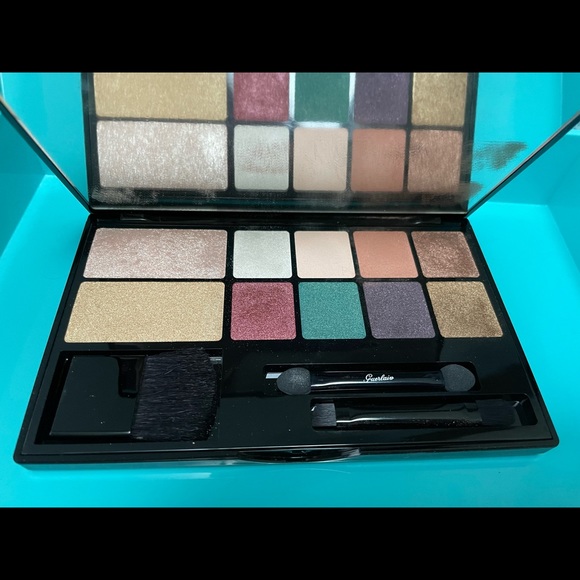 Guerlain Limited Edition 190th Anniversary Palette - Picture 2 of 4